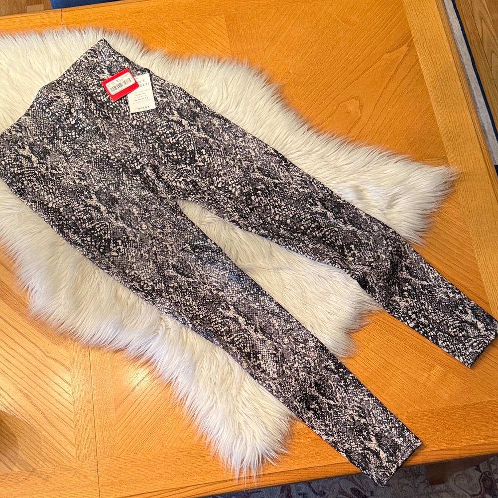 Spanx leggings snake pattern